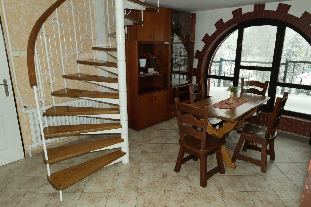 Apartmany Sedek Roprachtice Bagian luar foto